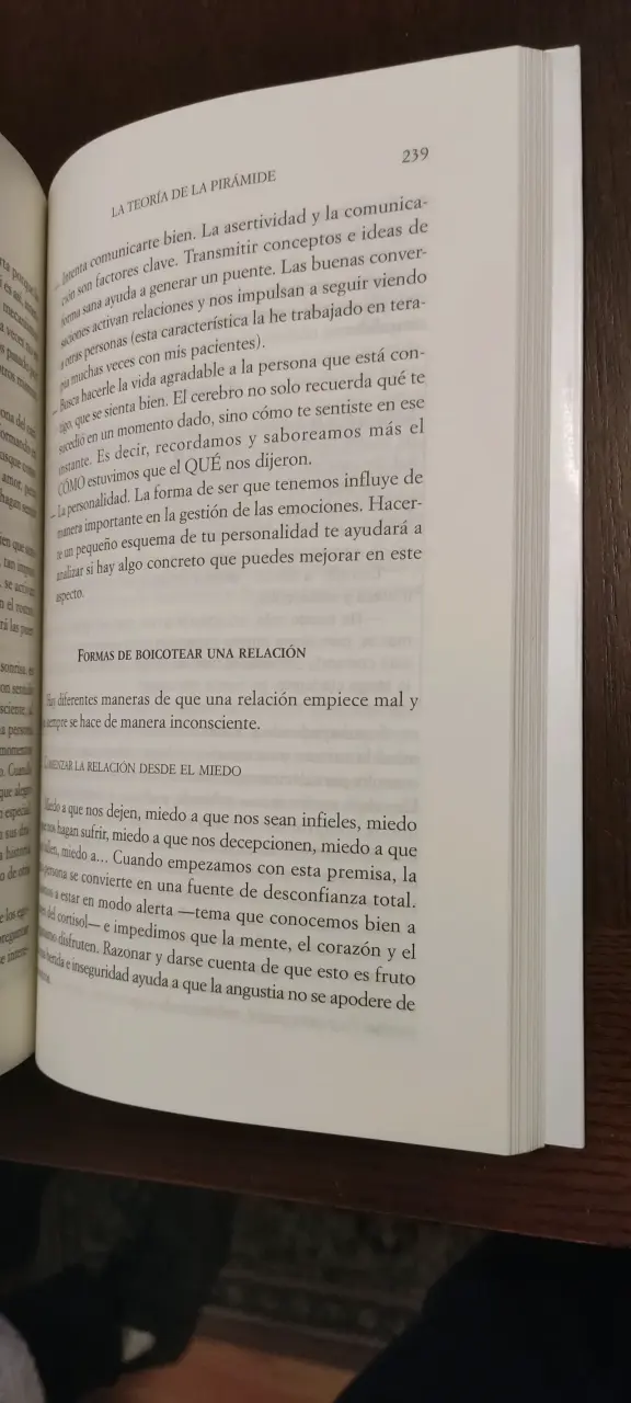 Libro Encuentra Tu Persona Vitamina Marian Roj - 4