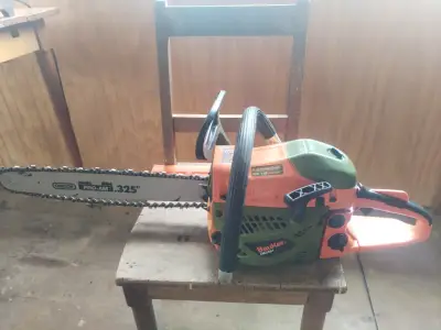Motosierra Bauker ZM5401 con Espada Oregon - miniatura 1