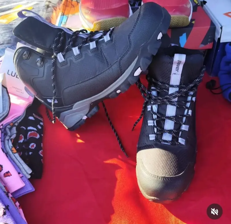 Botas de montaña negras impermeables para hombre - 1