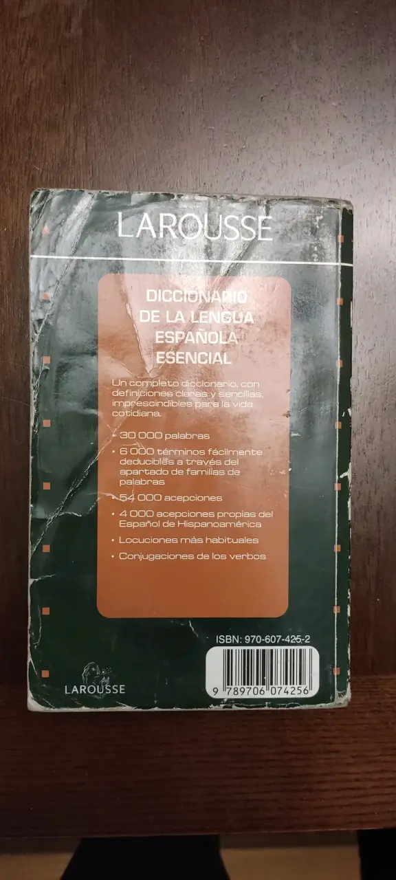 Diccionario Larousse Lengua Española Esencial - 2