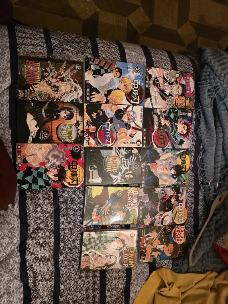 Colección de mangas Demon Slayer varios volúmenes - 1