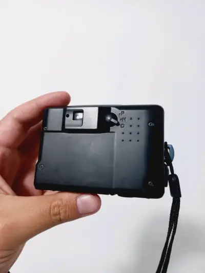 Cámara compacta Canon IXUS AF con estuche - miniatura 4