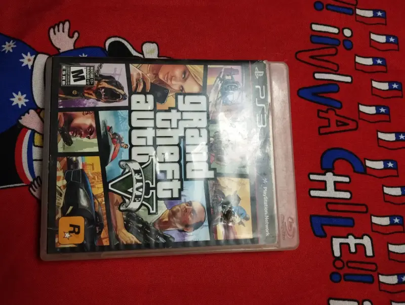 Juego PS3 Grand Theft Auto V en buen estado - 1
