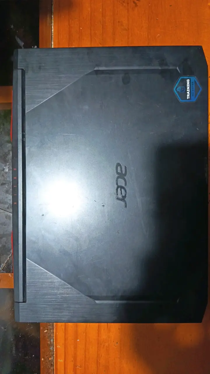 Acer Nitro 5 Para repuestos o posible reparación - 1