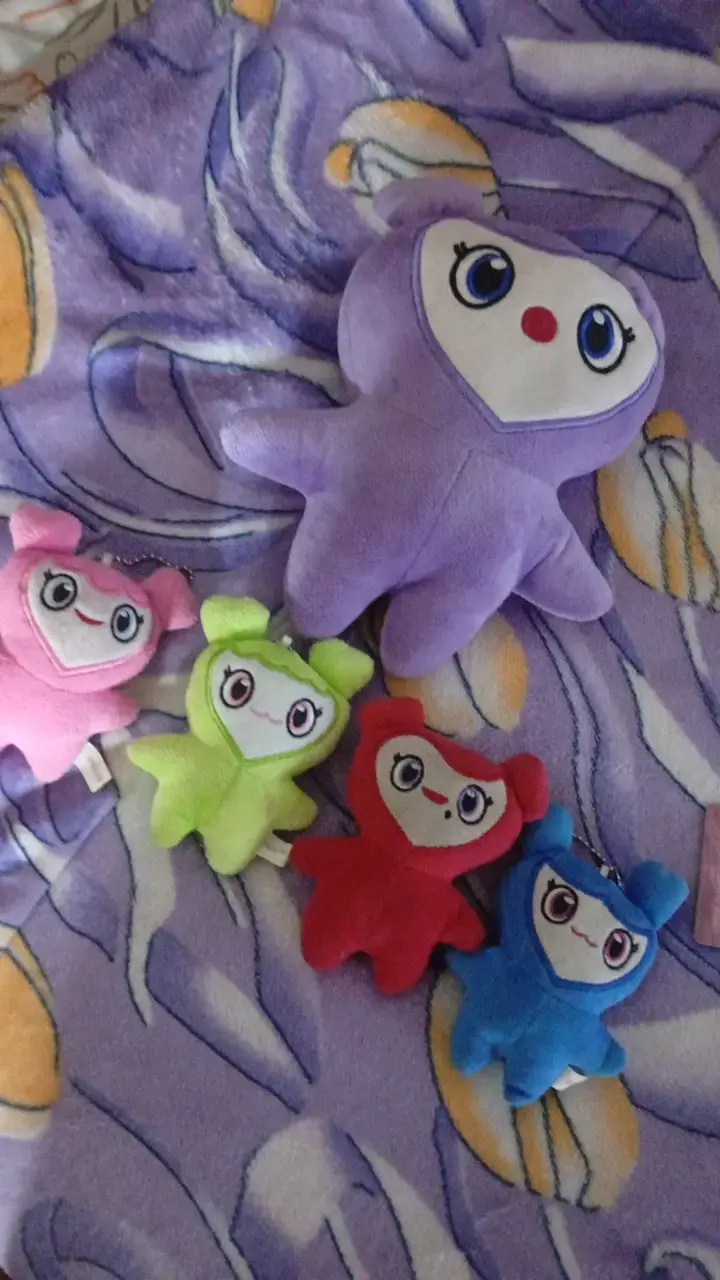 Set de lovelys (peluches de twice)