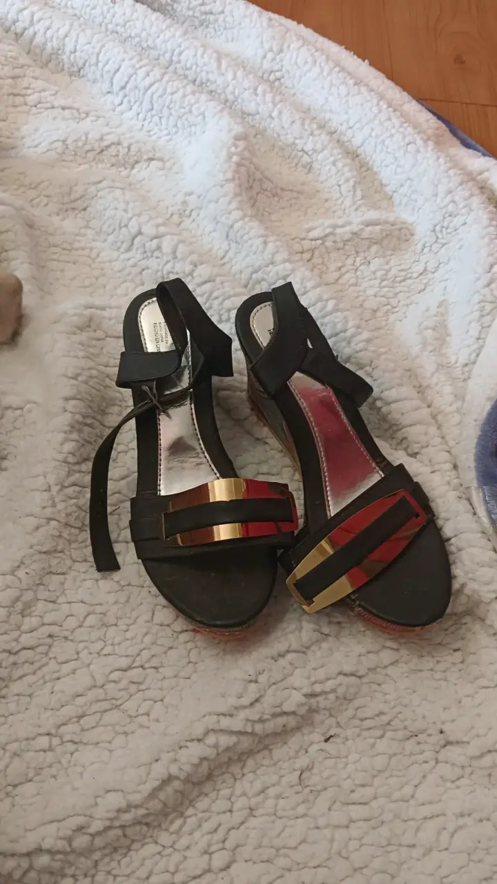 Zapatos de lentejuelas plateadas Zara - 5