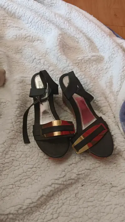 Zapatos de lentejuelas plateadas Zara - miniatura 5