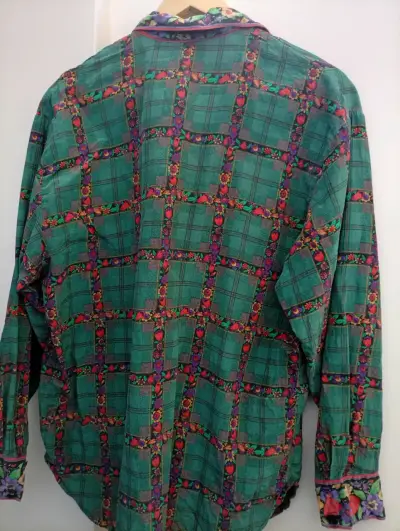 Camisa vintage de cuadros verdes con flores - miniatura 5