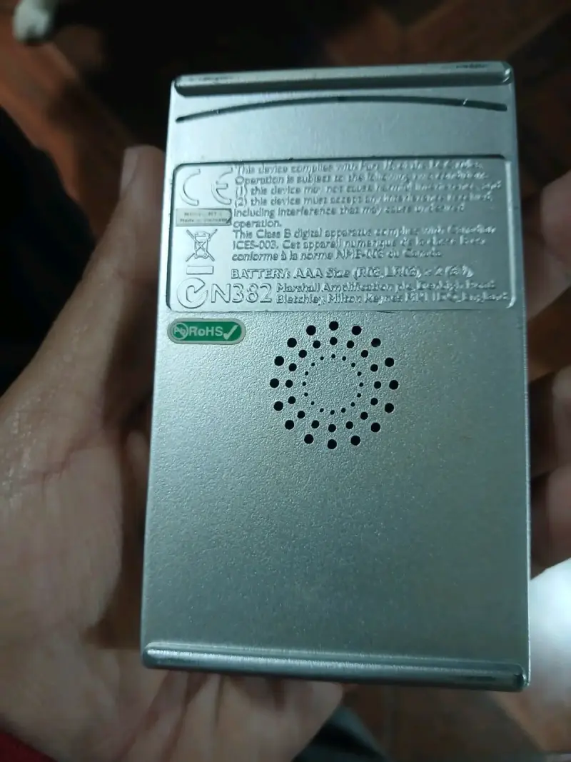 Afinador de Guitarra y Bajo Marshall MT-1 - 4