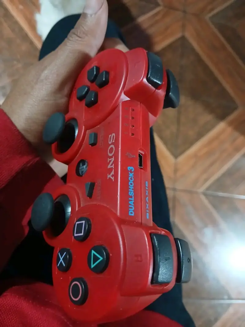 Control inalámbrico rojo Sony DualShock 3 para PS3 - 2