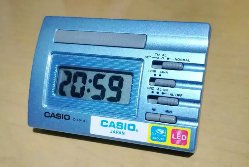 Reloj despertador digital Casio. - 3