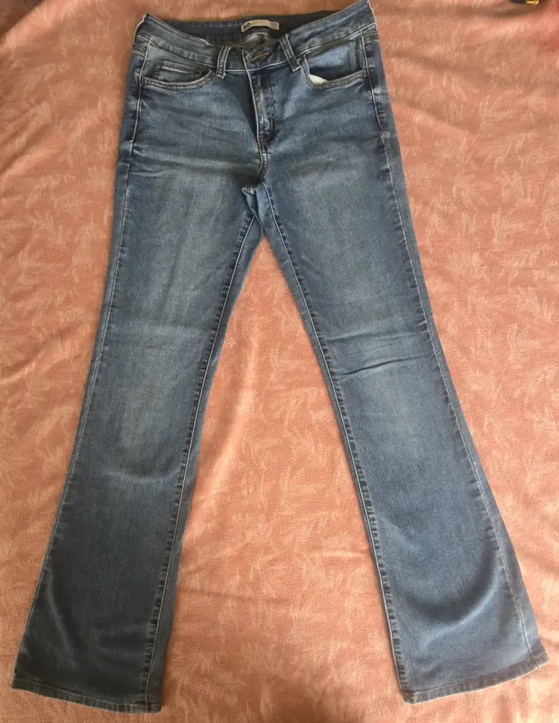 Jeans azul bootcut para mujer SO y Hollister 38-40 - 1
