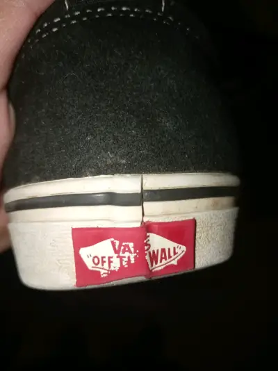 Zapatillas Vans unisex clásicas en buen estado - miniatura 2