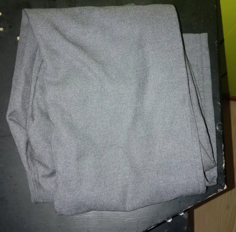 Pantalón escolar gris talla 46 Holey - 3