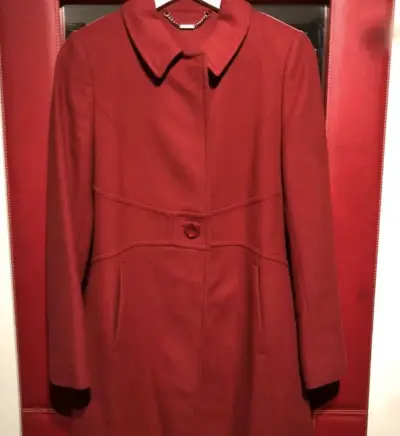 Abrigo rojo elegante Laura Ashley para mujer - miniatura 1