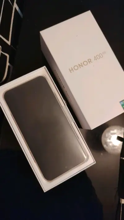 Smartphone Honor 400 5G con caja y accesorios - miniatura 2