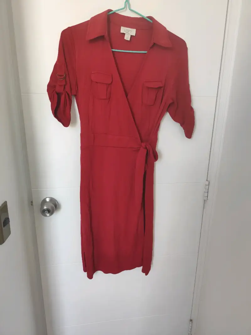 Vestido rojo de manga larga Loft