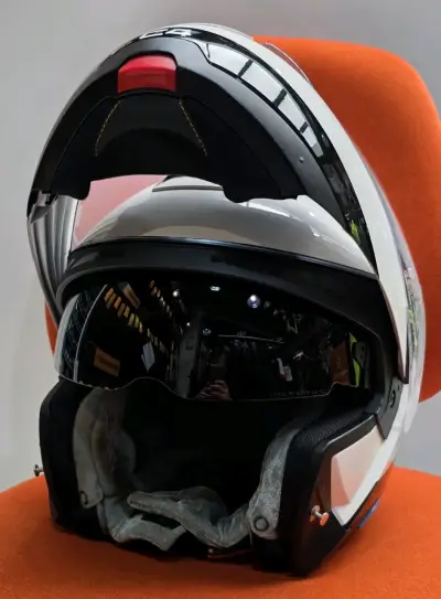 Casco  Schuberth C4 con intercomunicador orig. SC1 - miniatura 4