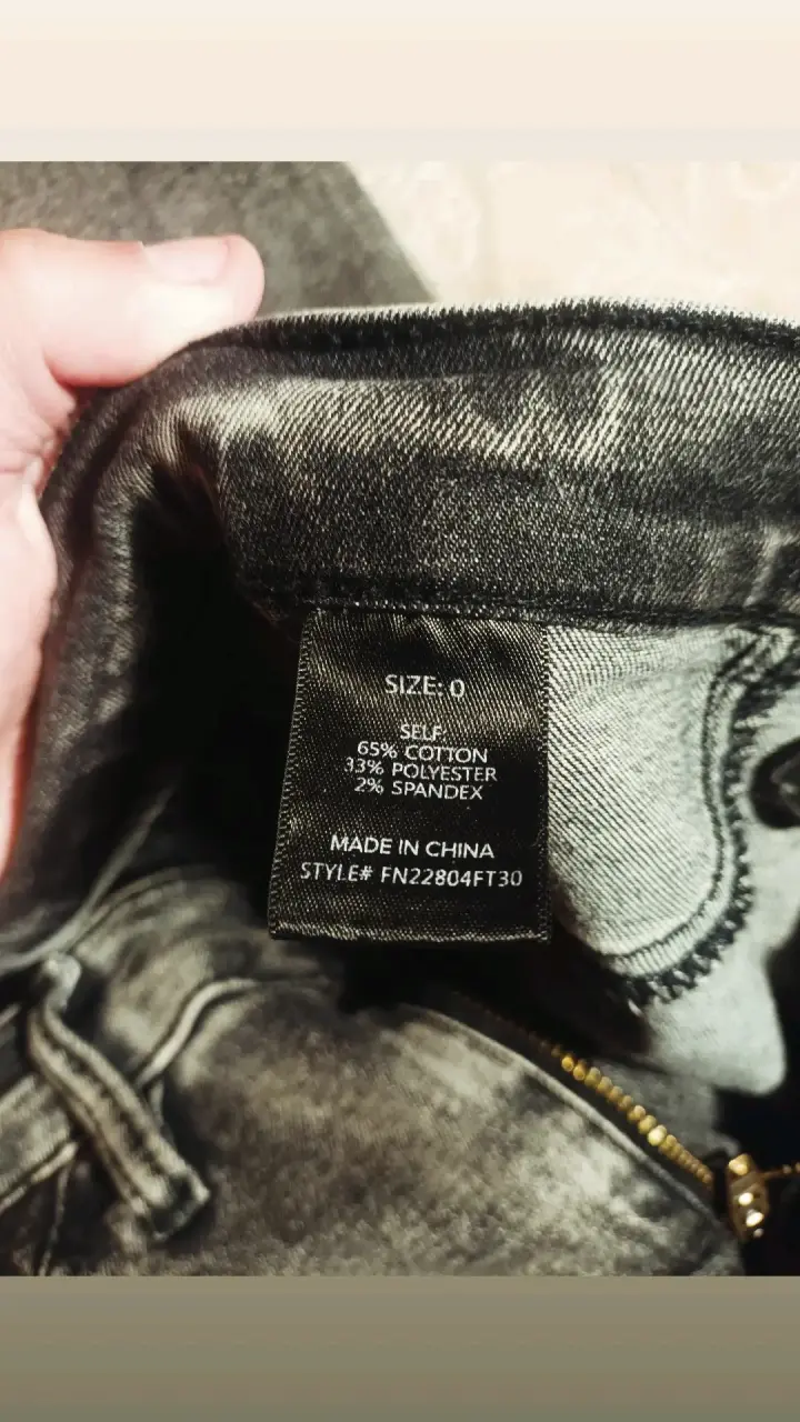 Jeans desgastados Fashion Nova para mujer - 5