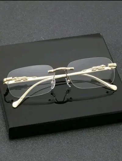 Elegantes anteojos de lectura dorados - miniatura 3