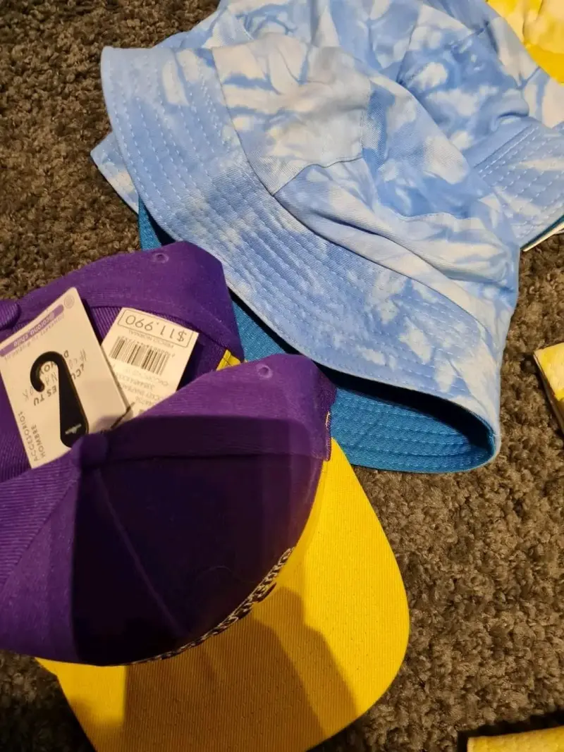 Gorras con diseño bordado - 6