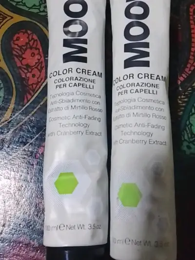 Crema Colorante para Cabello MOOD con Extracto de Arándano - miniatura 1