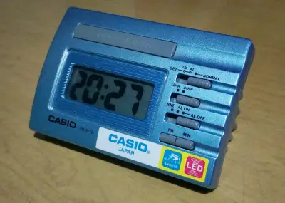 Reloj despertador digital Casio - miniatura 4