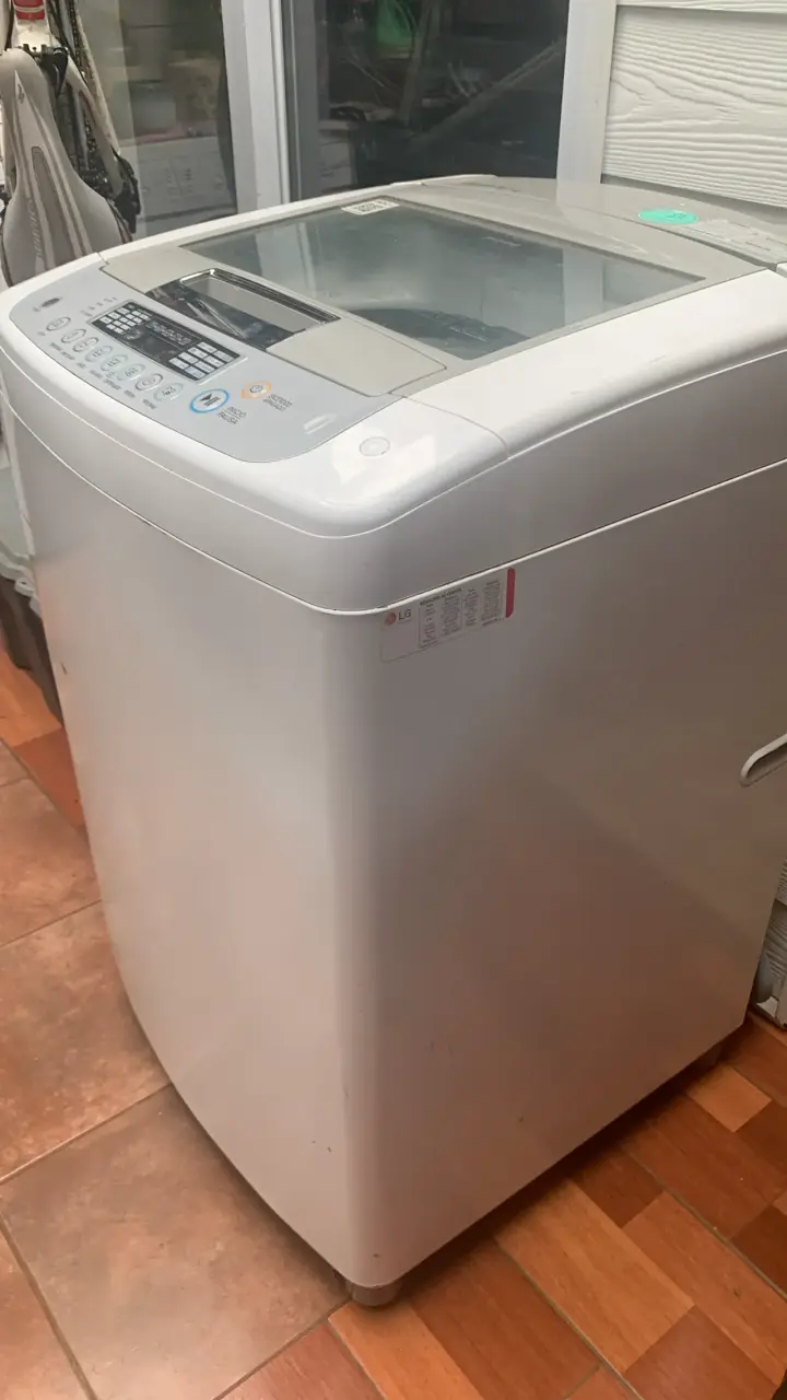 Lavadora LG TurboDrum 16 kg en buen estado - 3