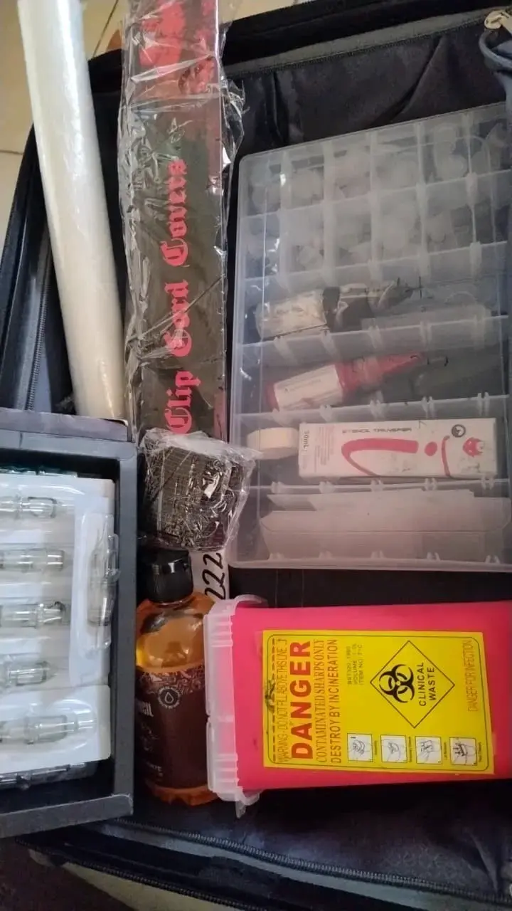 Kit de Tatuaje Completo Dragonhawk con Pedal y Agujas - 4