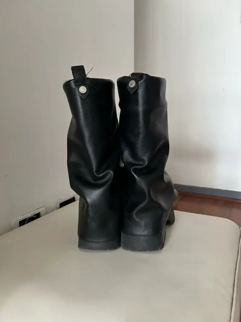 Botas negras de cuero con plataforma - 3
