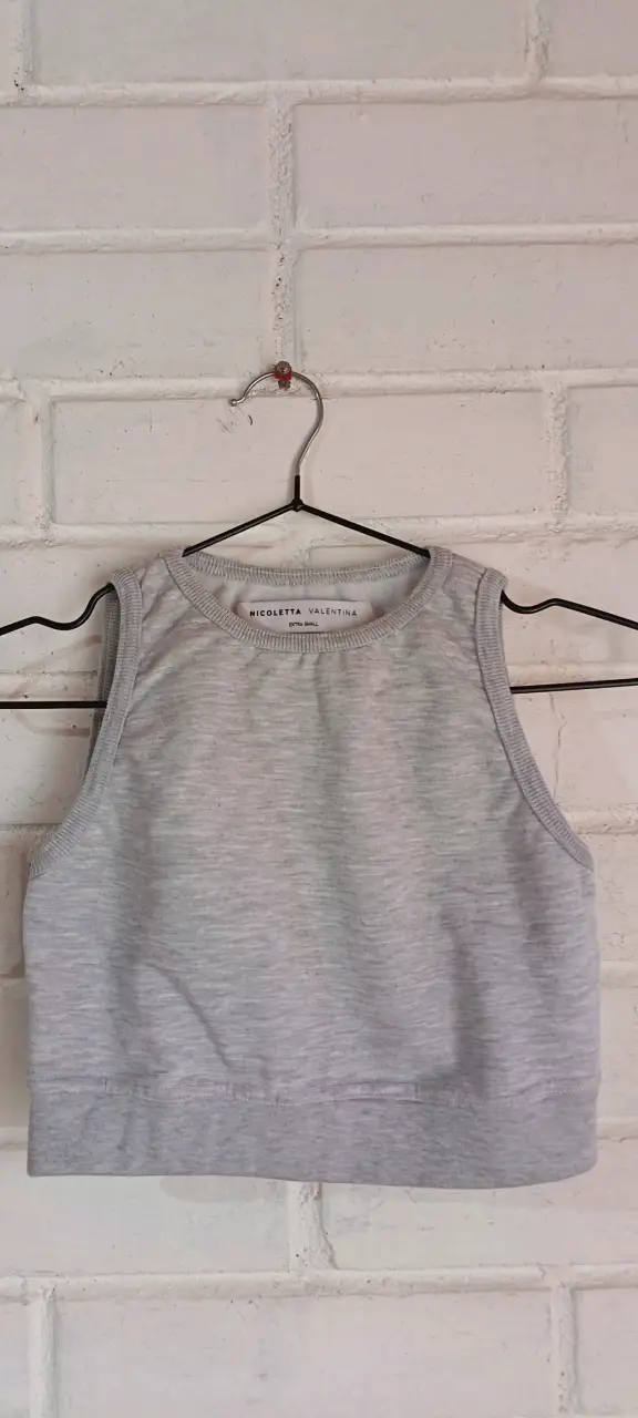 Top deportivo gris Nicoletta Valentina - 1