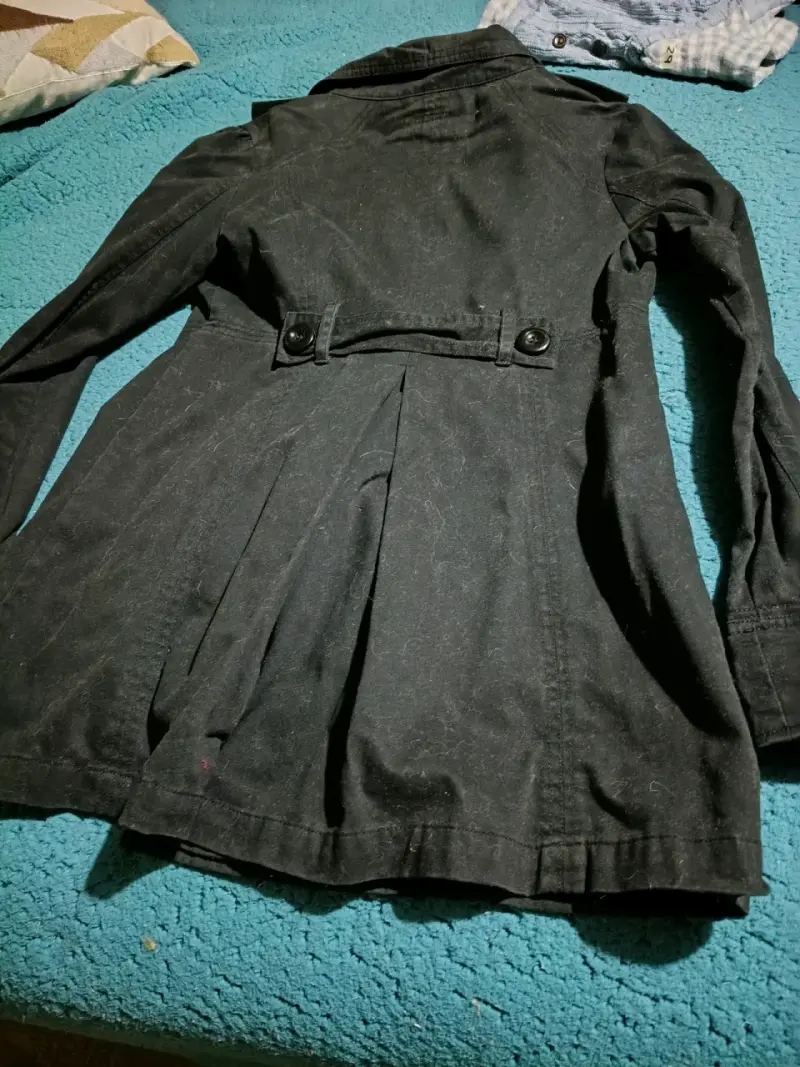 Abrigo  negro Sybilla talla S con botones - 3