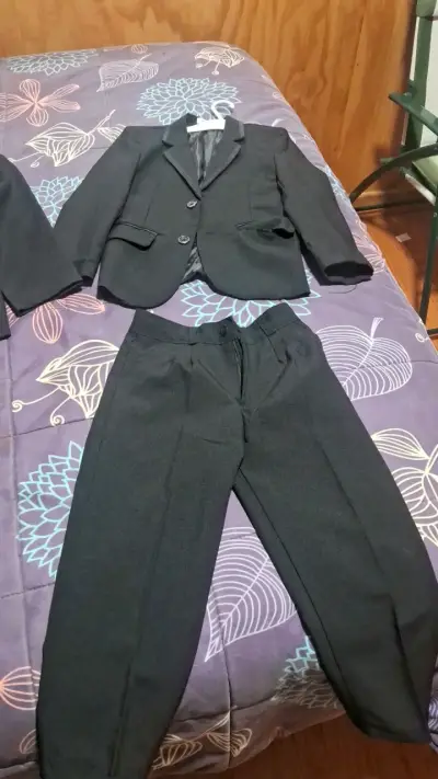 Traje formal para niño color negro - miniatura 1