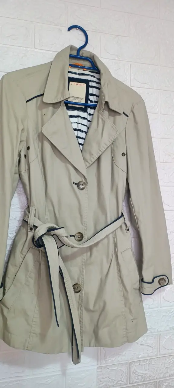 Abrigo beige con cinturón Esprit para mujer - 1