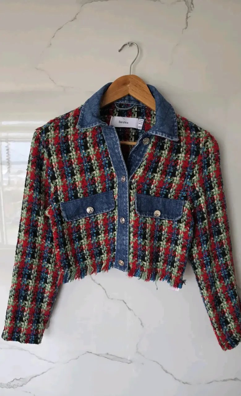 Chaqueta corta de mezclilla y tweed Bershka - 1