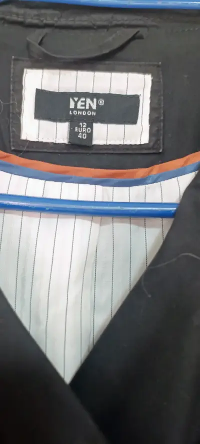 Abrigo negro para mujer Yen London talla 40 - miniatura 4