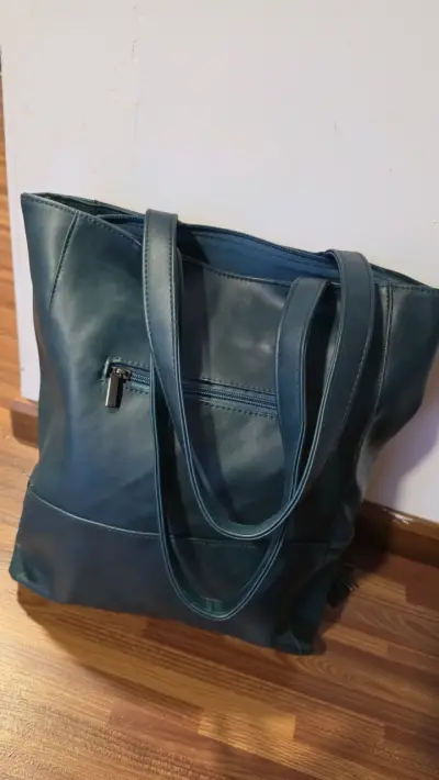 Bolso tote grande azul con borlas decorativas - miniatura 4