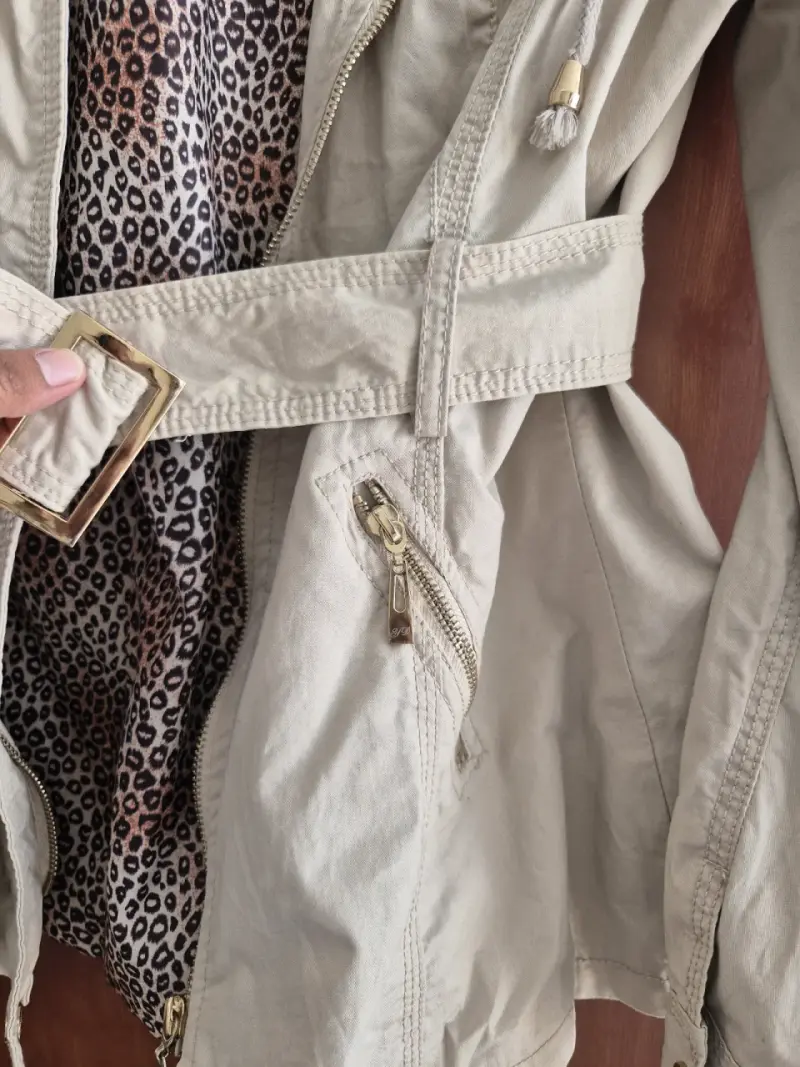 Chaqueta beige con forro animal print YD - 3