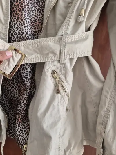 Chaqueta beige con forro animal print YD - miniatura 3