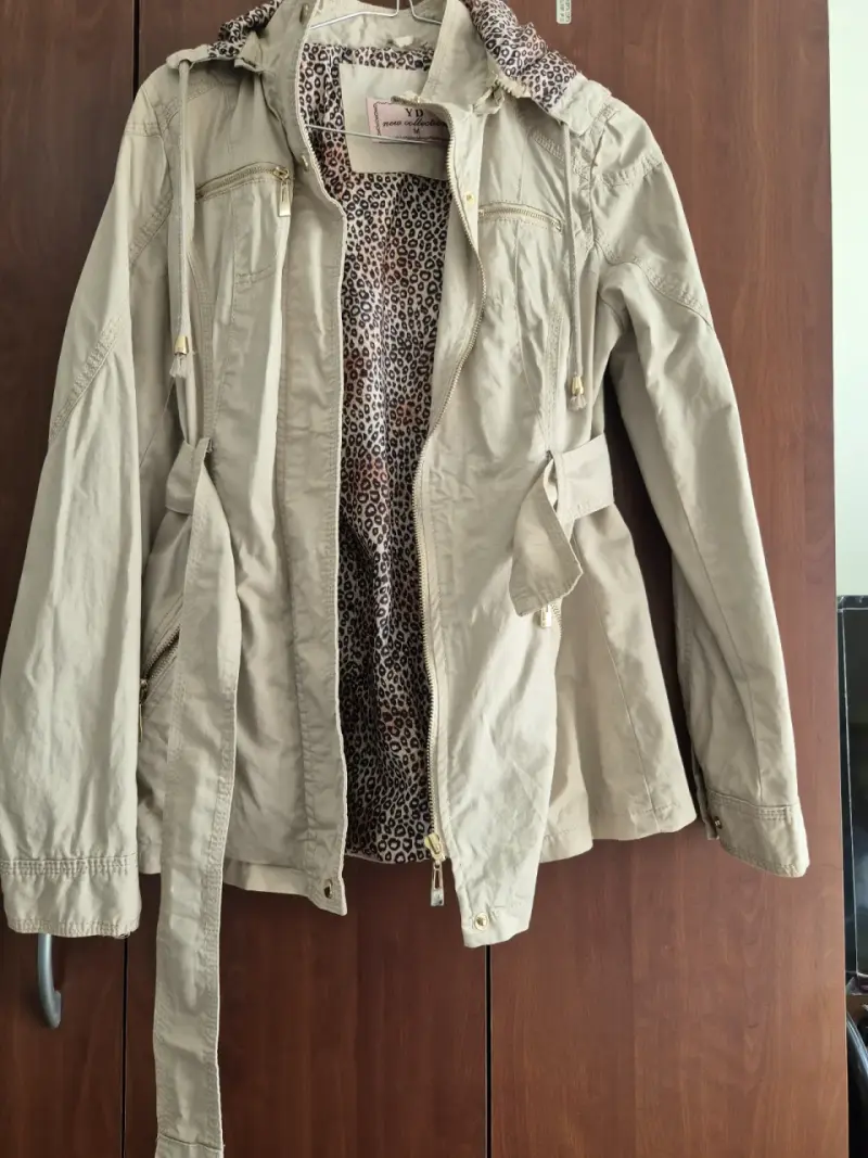 Chaqueta beige con forro animal print YD - 4