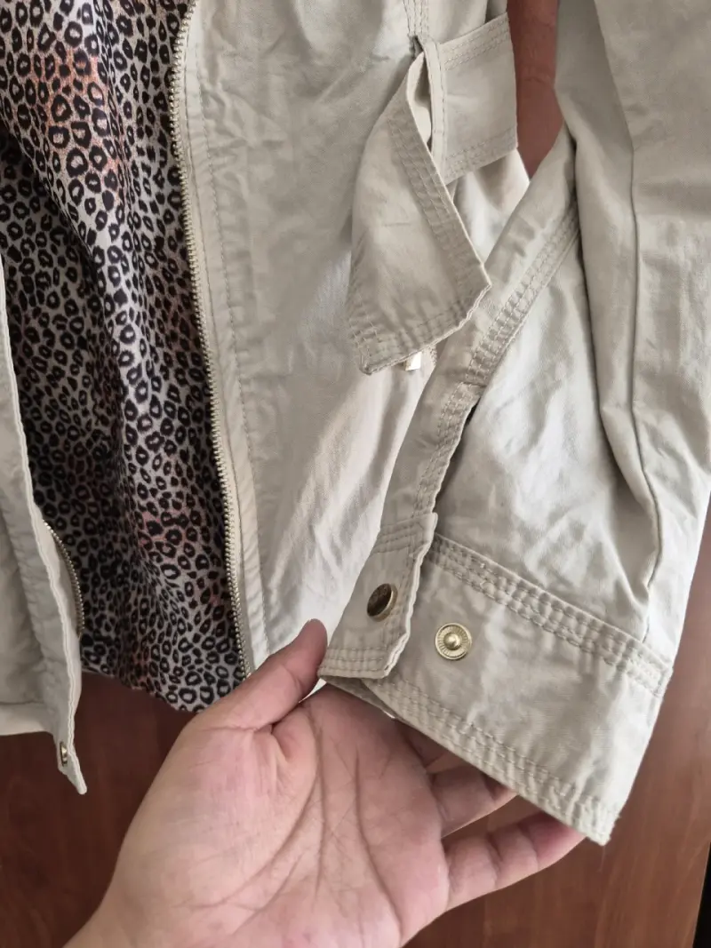 Chaqueta beige con forro animal print YD - 5