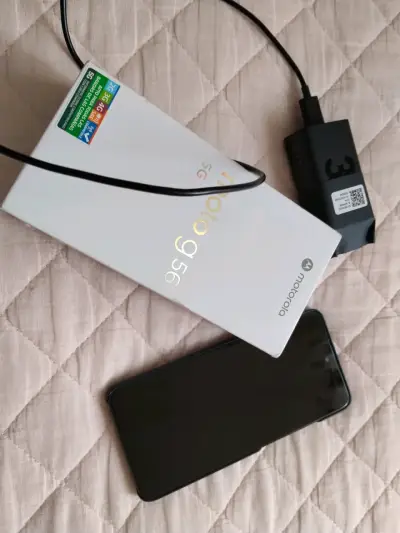 Smartphone Motorola Moto G 5G con caja - miniatura 5