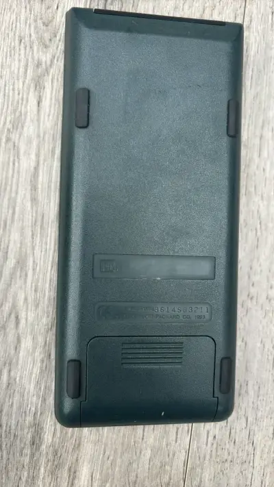 Calculadora gráfica HP 48G con funda y manual - miniatura 2