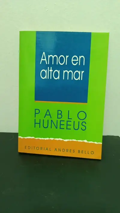 Libro 'Amor en alta mar' de Pablo Huneeus - miniatura 1