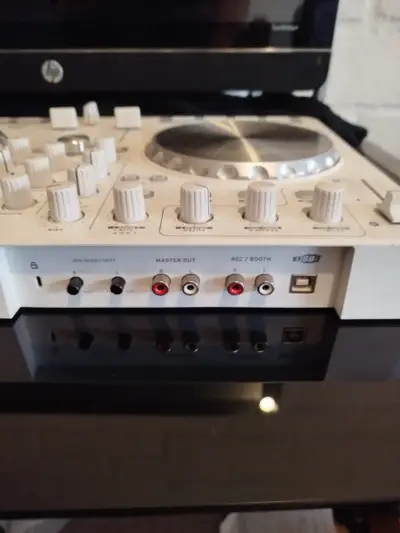 Controlador DJ marca Reloop para Virtual DJ - miniatura 3