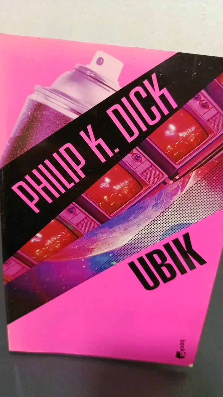 Libro Ubik de Philip K. Dick en español - 1