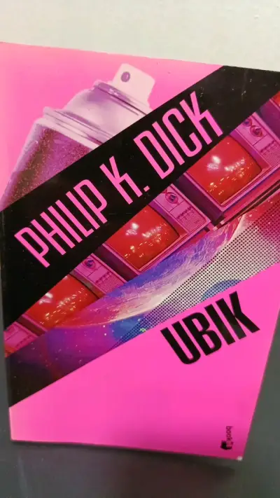 Libro Ubik de Philip K. Dick en español - miniatura 1