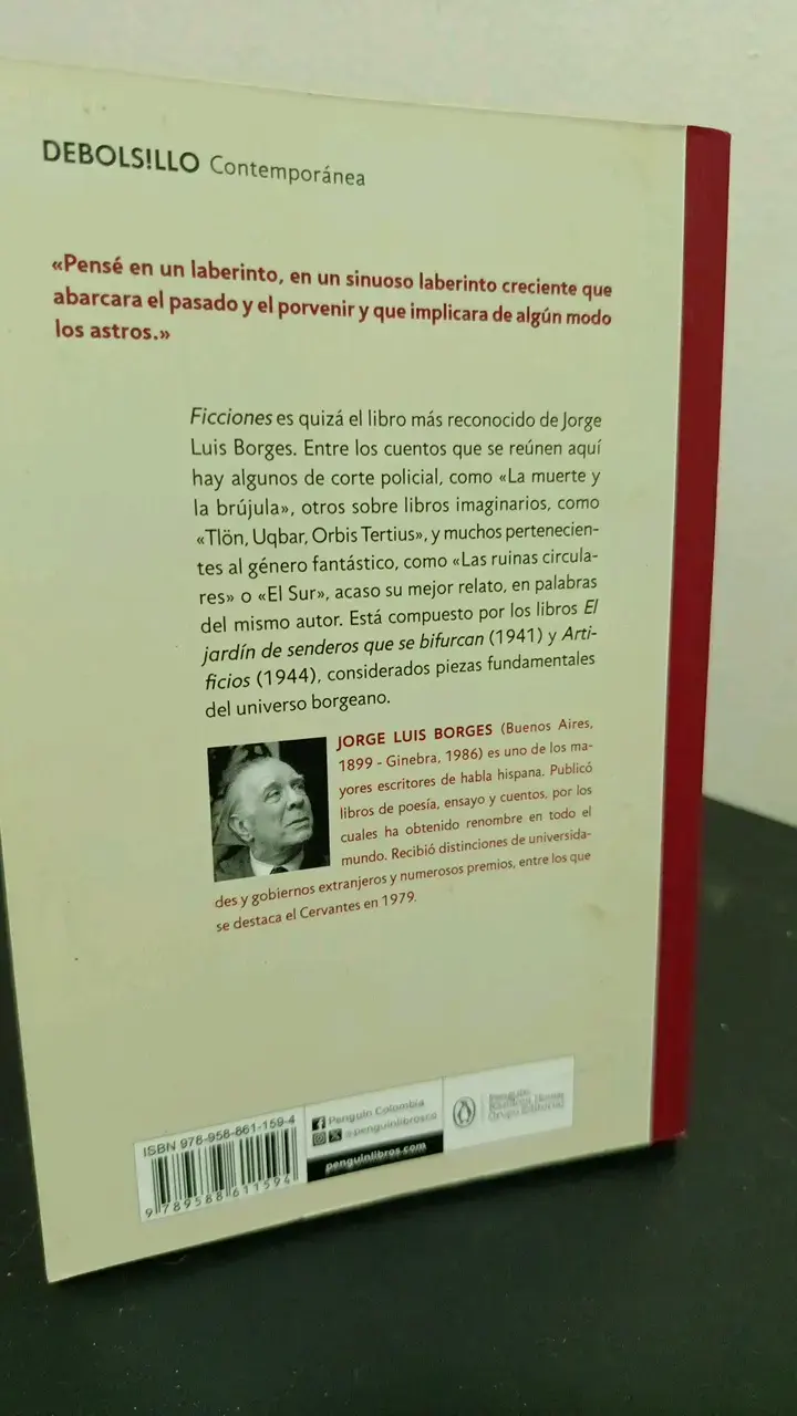 Libro Ficciones de Jorge Luis Borges - 2