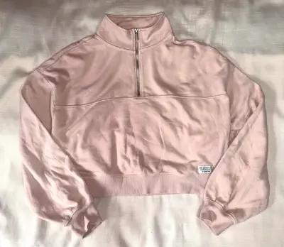 Polerón crop rosa con cierre - miniatura 1