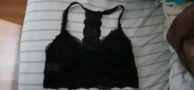 Bralette de encaje negro para mujer - miniatura 1